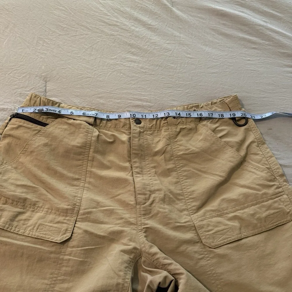 The North Face Khaki Shorts Men's Size XL Tan